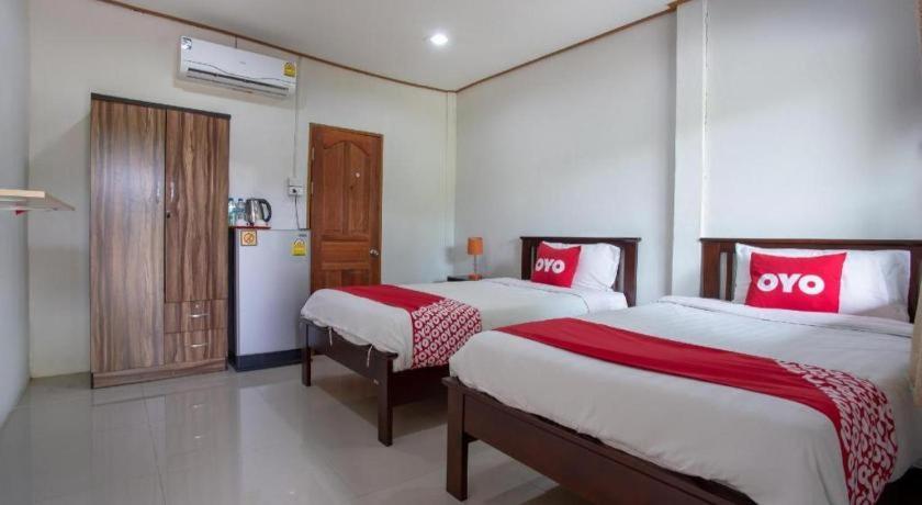 Oyo 909 Guiding Star Resort Chiang Mai Exteriör bild